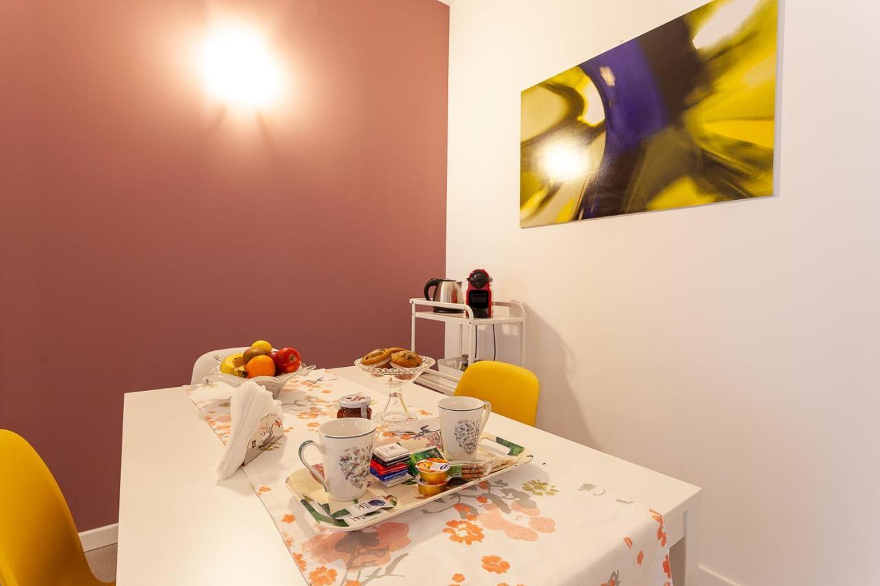 Kita House Apartment Bergamo Luaran gambar