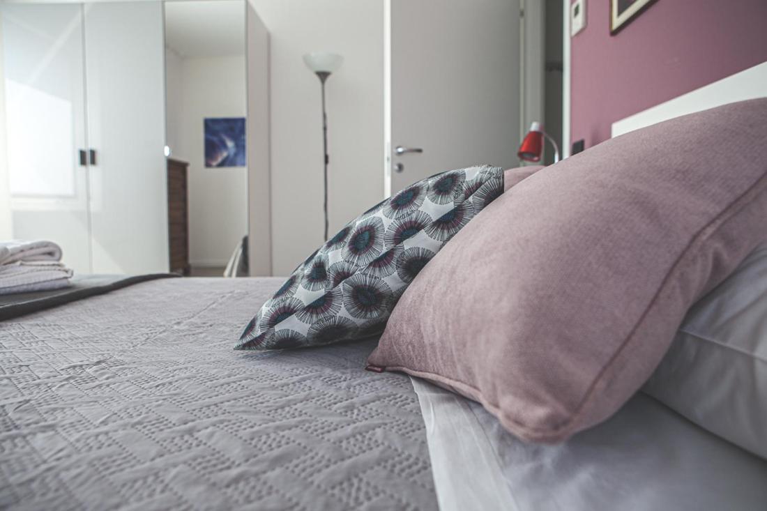 Kita House Apartment Bergamo Luaran gambar