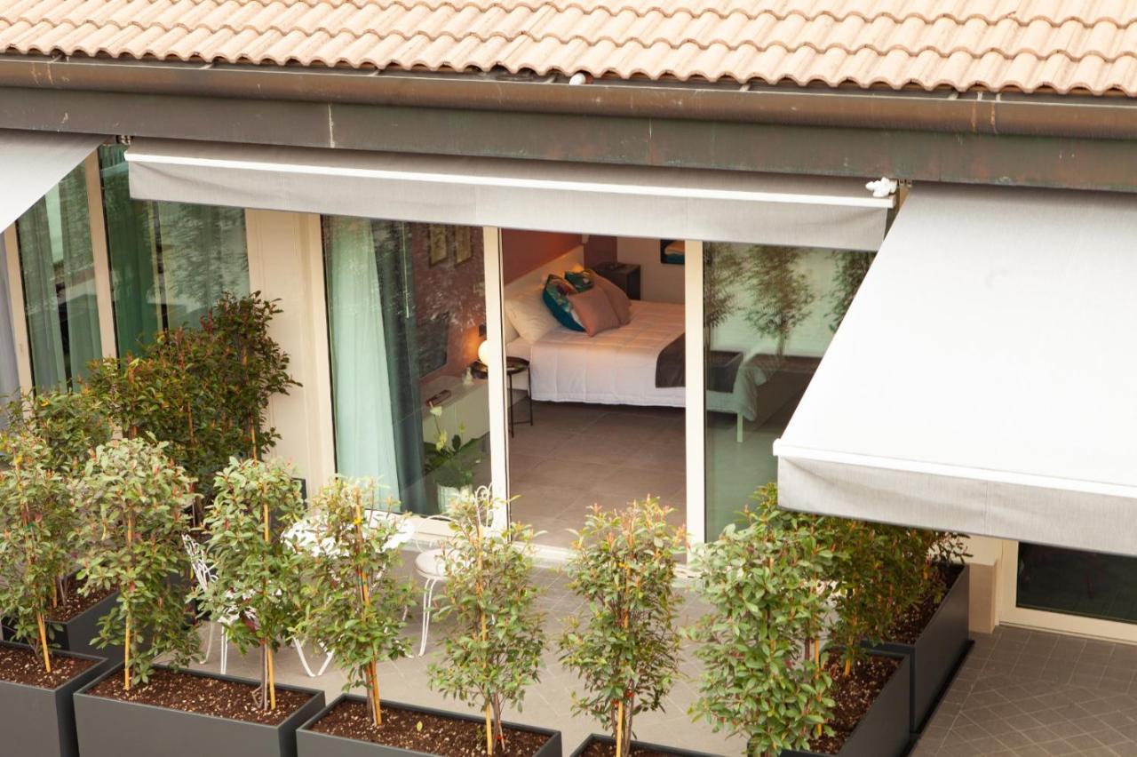 Kita House Apartment Bergamo Luaran gambar